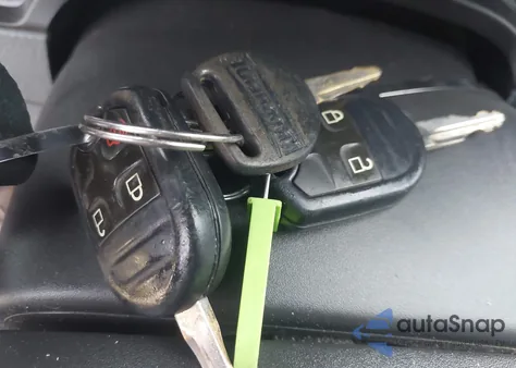 2014 Ford F-150 Xl z USA, uszkodzony, nr VIN 1FTMF1CM0EKG22811